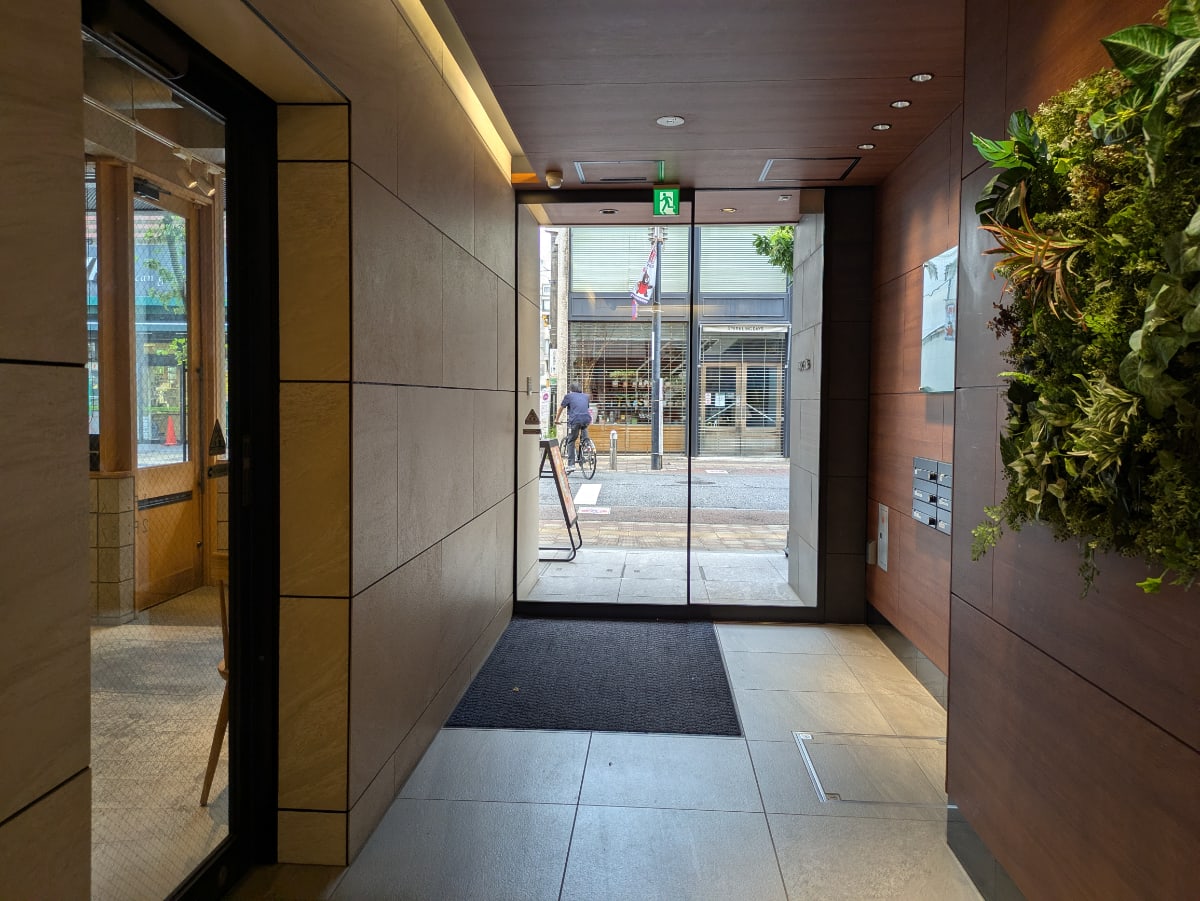 v20260802150642/fresh/building/J00100478707_9