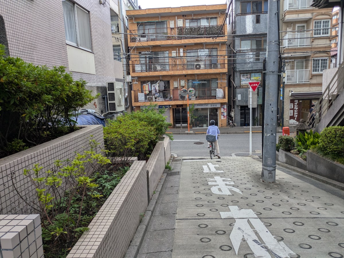 v20260818150758/fresh/building/J00100413695_11