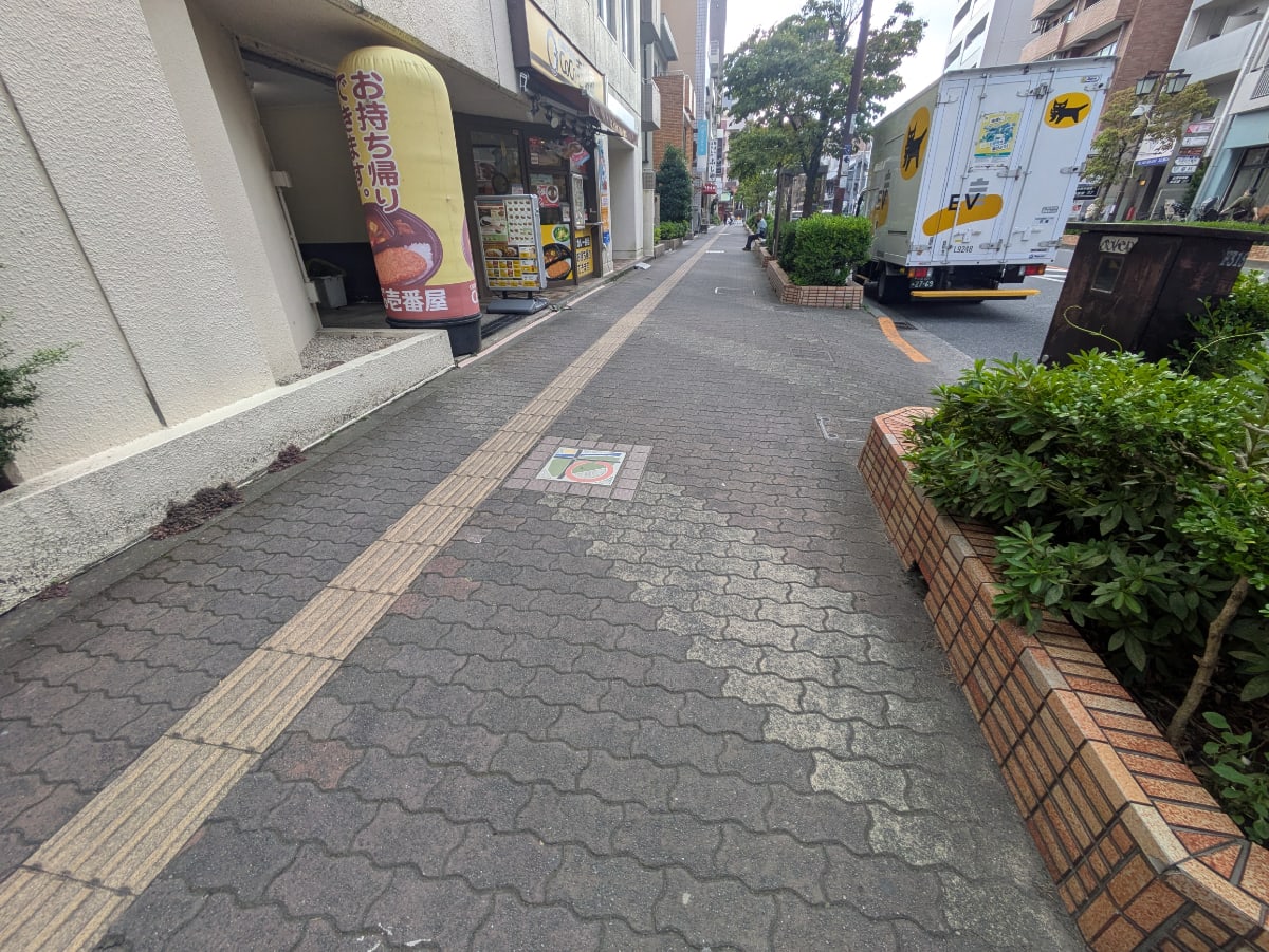 v20260822150636/fresh/building/J00100359551_12