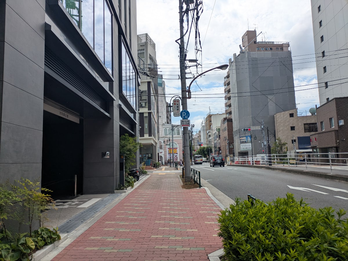 v20260825151120/fresh/building/J00100406299_11