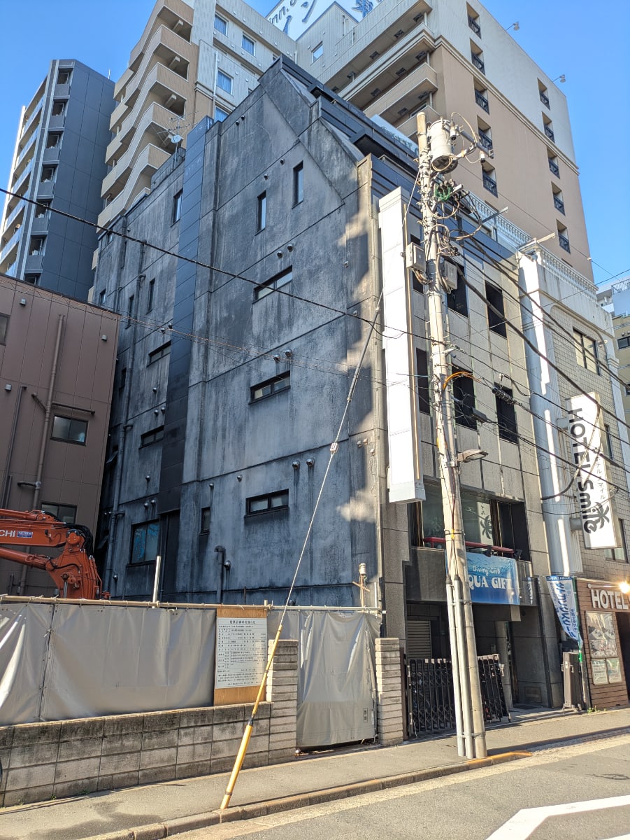 v20260902150756/fresh/building/J00100401798_9