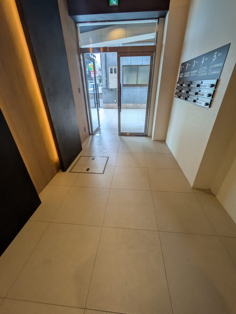 v20260907150756/fresh/building/J00100609196_11