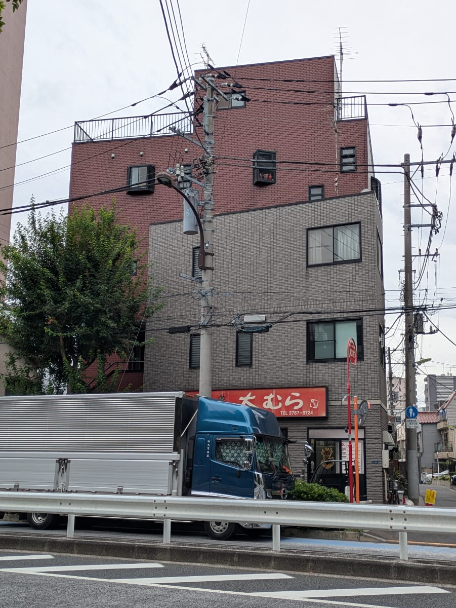 v20260928120459/fresh/building/J00100407196_5