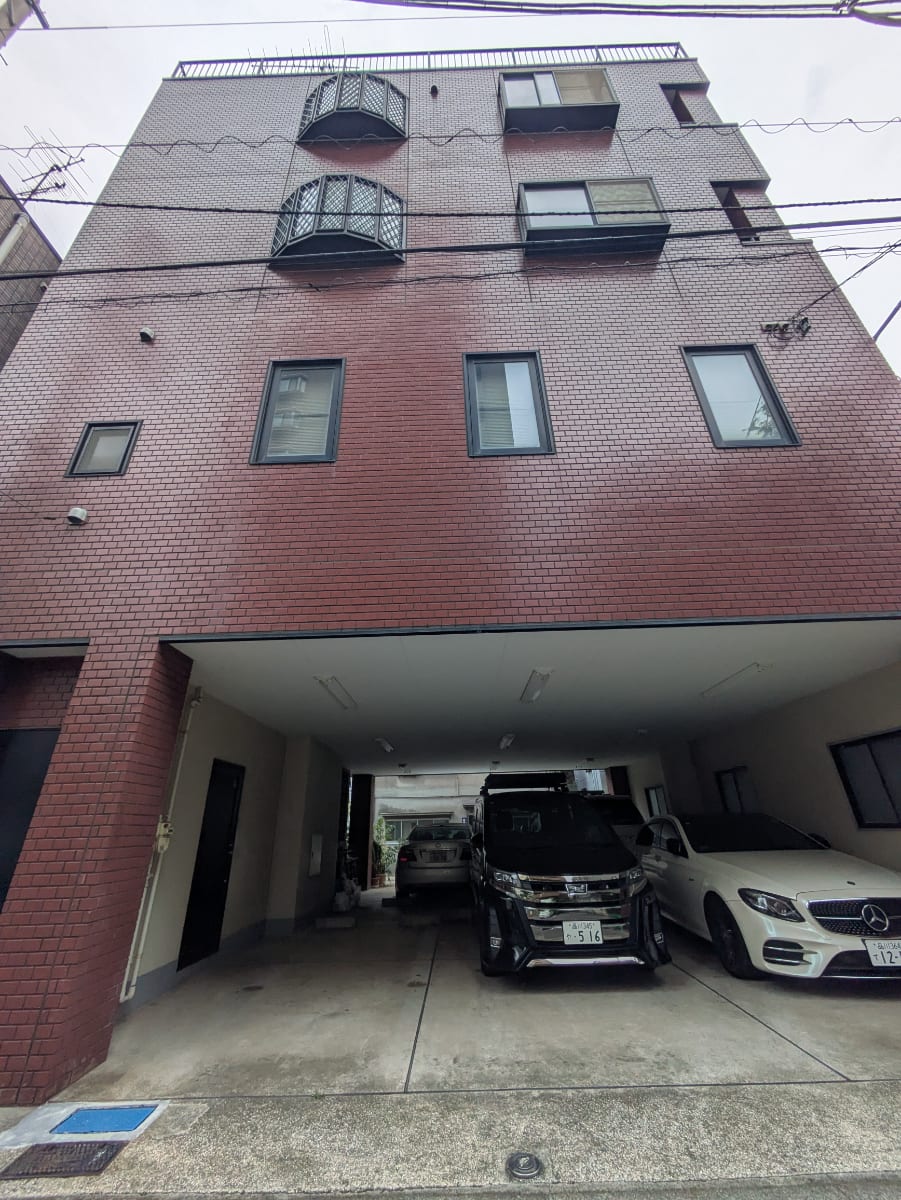 v20260928120459/fresh/building/J00100407196_9