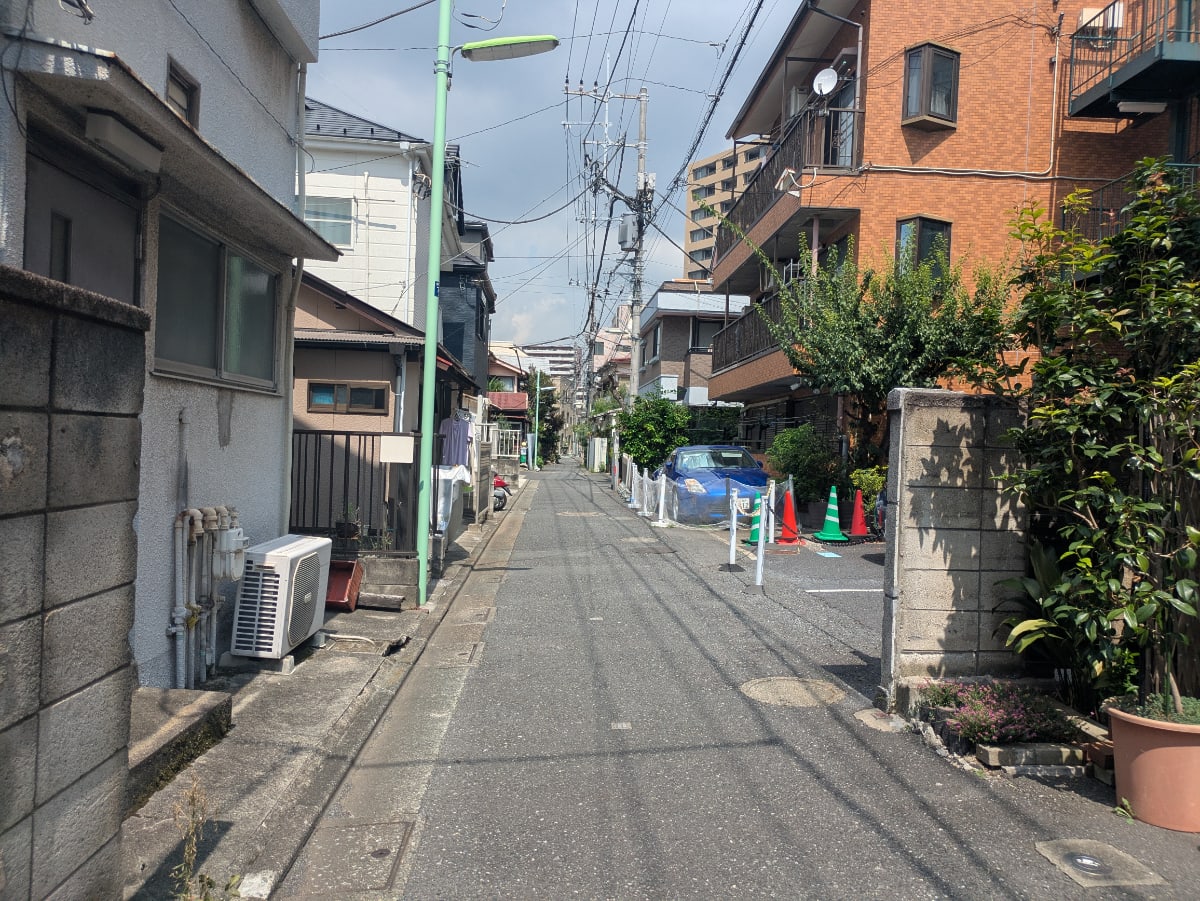 v20260928120459/fresh/building/J00100409445_9
