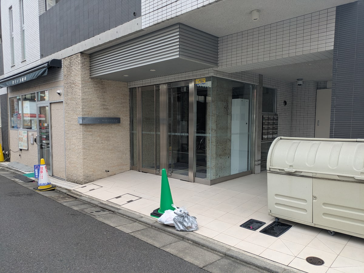 v20260928122115/fresh/building/J00100408822_15