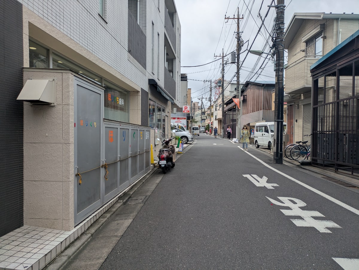 v20260928122115/fresh/building/J00100408822_16
