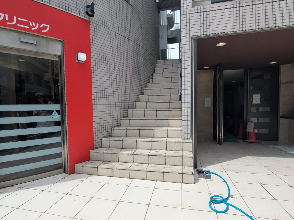 v20260928122115/fresh/building/J00100411529_9