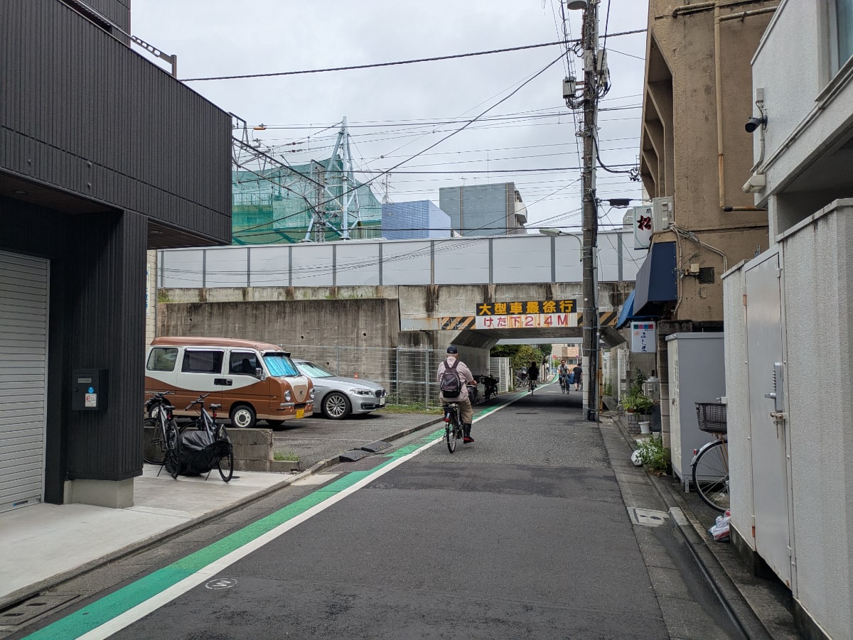 v20260928122115/fresh/building/J00100635455_2