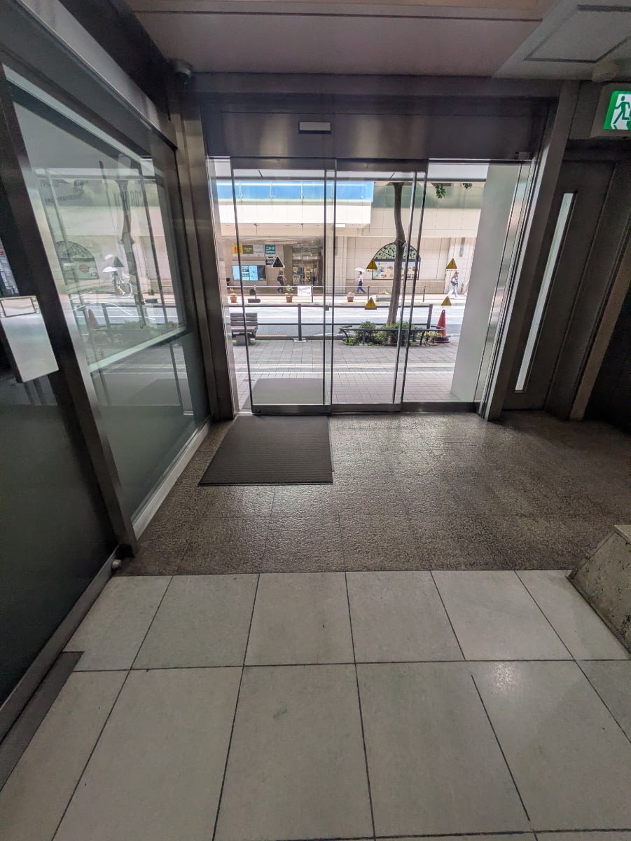 v20260928131807/fresh/building/J00100371825_10