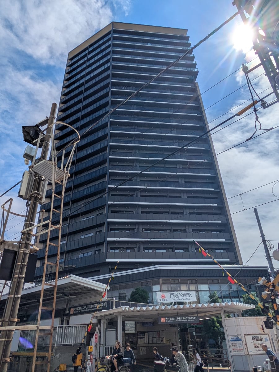 v20260928150753/fresh/building/J00100403749_64