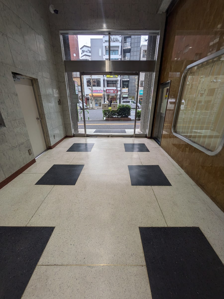 v20260928150753/fresh/building/J00100404758_6