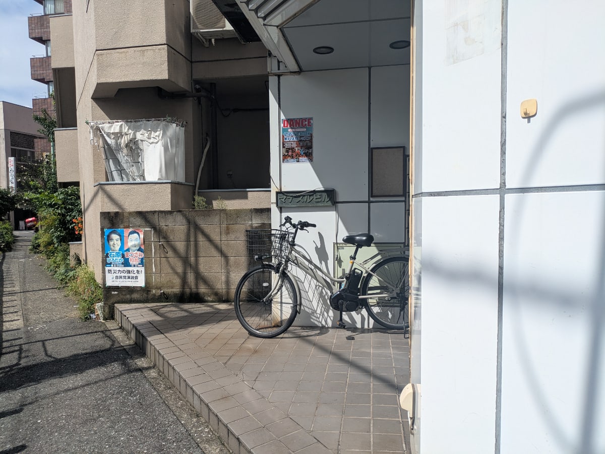 v20260928150753/fresh/building/J00100443073_3