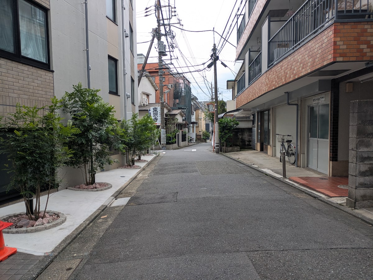 v20260930151010/fresh/building/J00100404444_13
