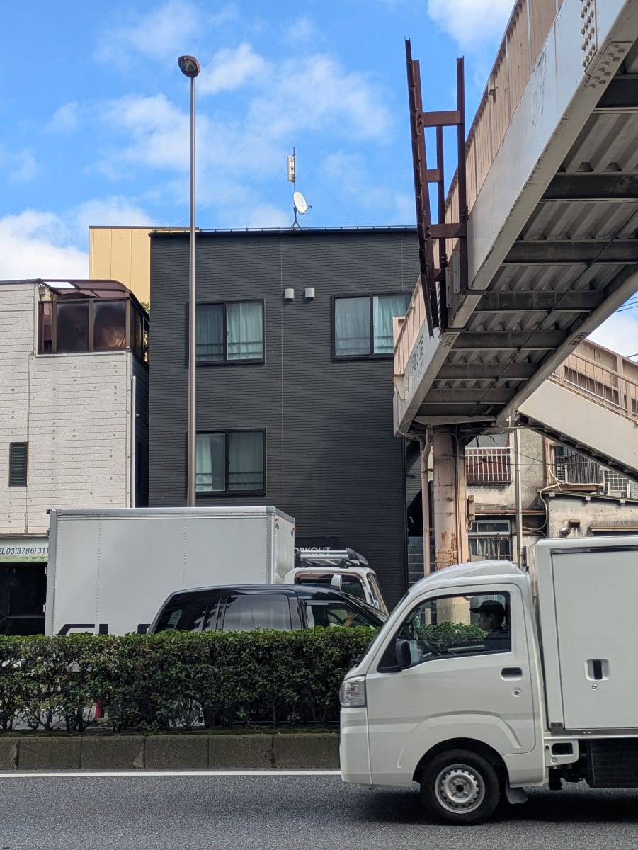 v20260930151010/fresh/building/J00100464359_9