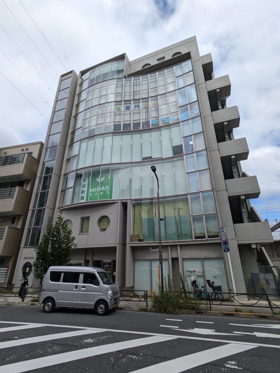 v20261001150908/fresh/building/J00100608355_11