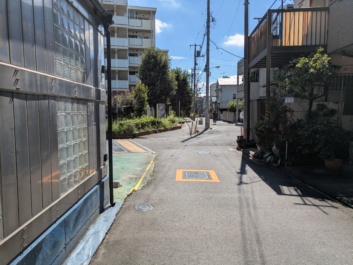 v20261005151006/fresh/building/J00100403711_2