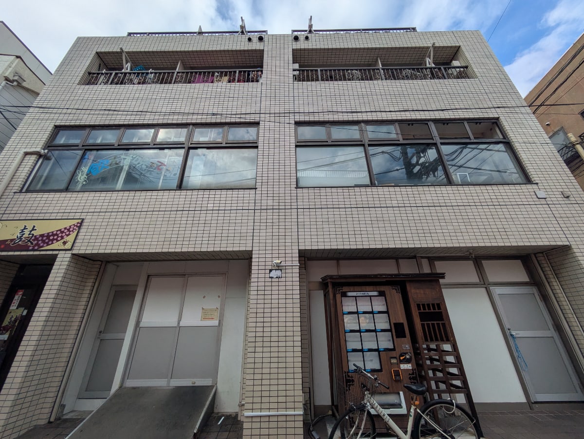 v20261005151006/fresh/building/J00100403748_65
