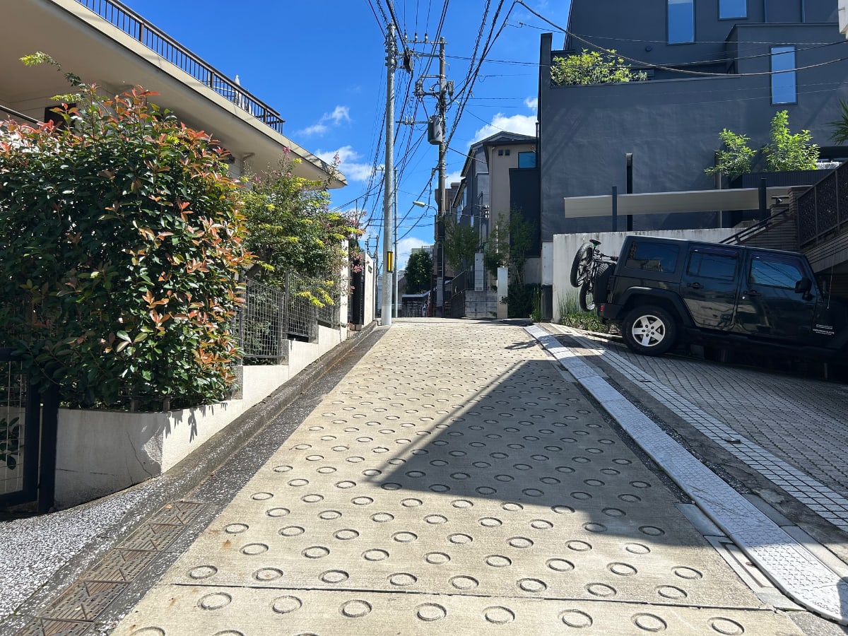 v20261005151006/fresh/building/J00100404743_2