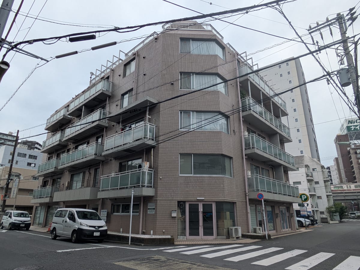 v20261006151114/fresh/building/J00100413713_1
