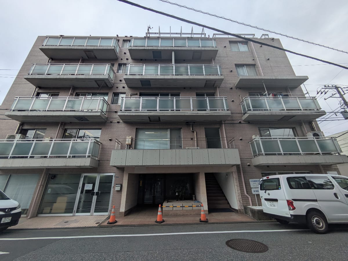 v20261006151114/fresh/building/J00100413713_5