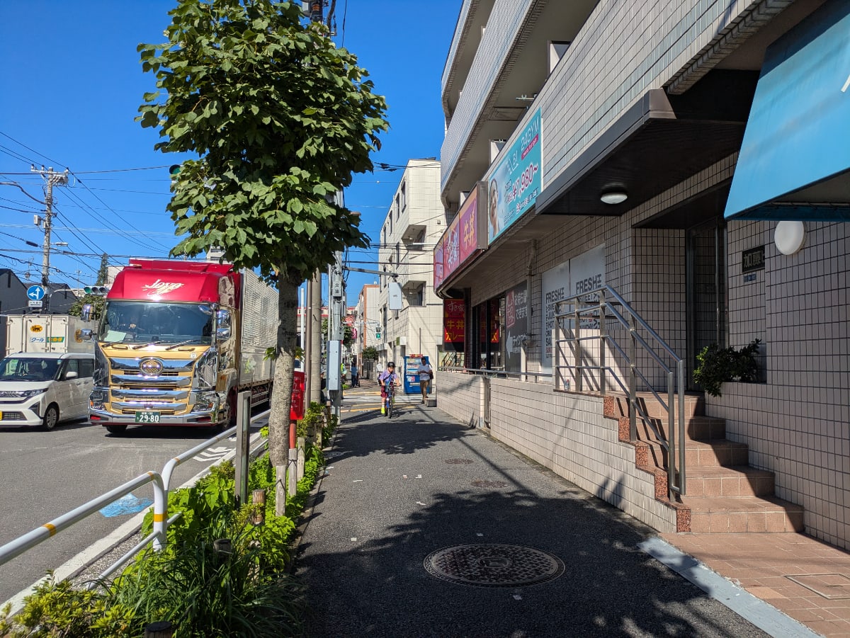 v20261006151114/fresh/building/J00100414766_8