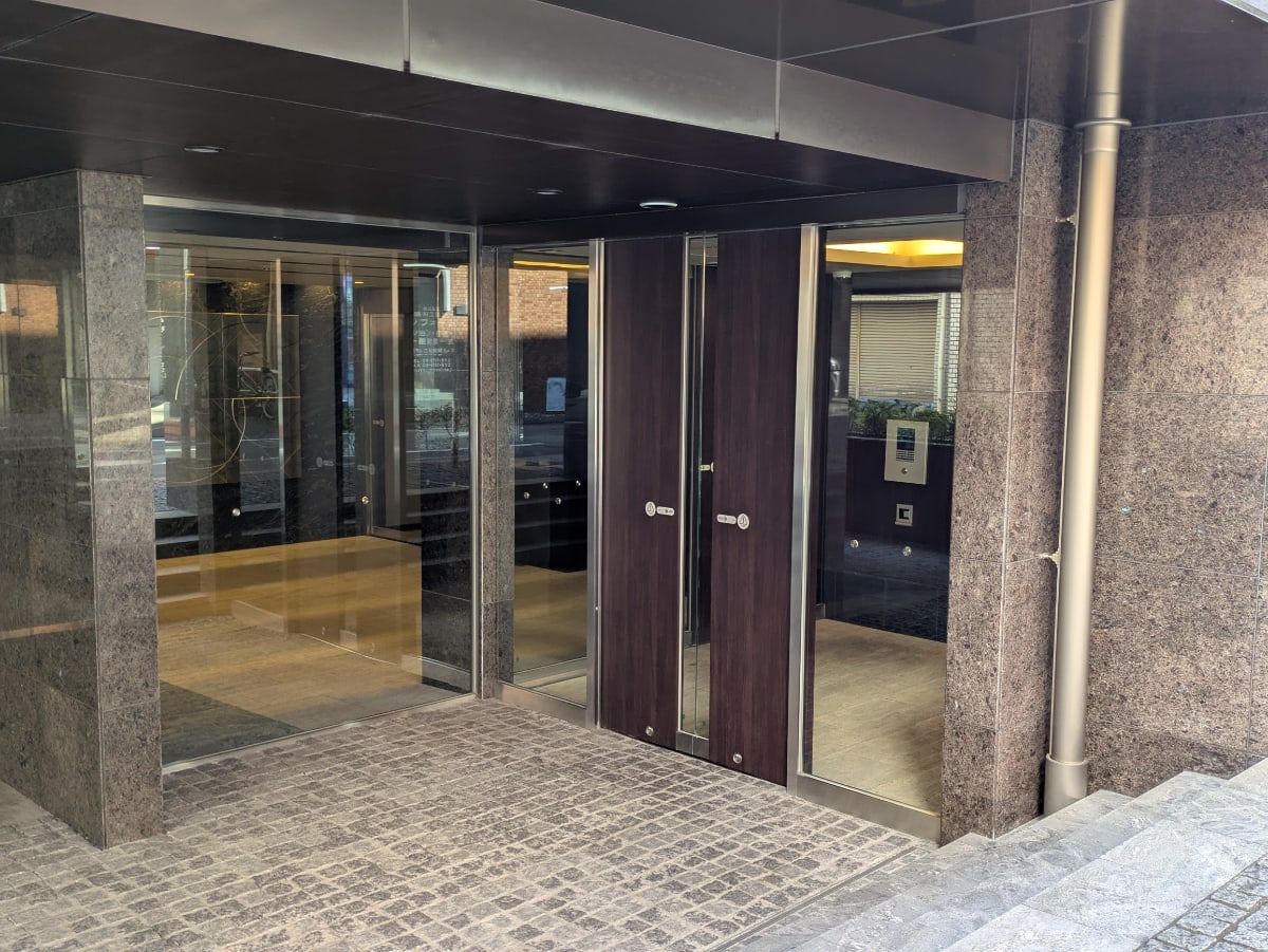 v20261006151114/fresh/building/J00100611317_13