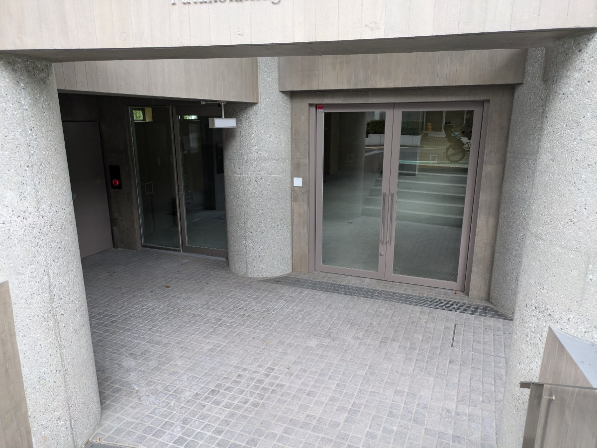 v20261006151114/fresh/building/J00100633623_11