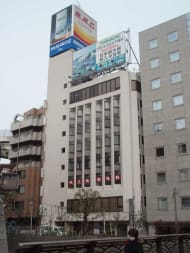 v20230506151908/fresh/building/J00100368810_1