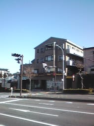 v20230506151909/fresh/building/J00100361504_1