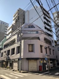 v20230506151909/fresh/building/J00100364494_1