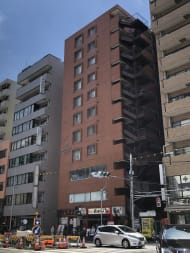 v20230506151909/fresh/building/J00100374588_1