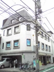 v20230506151909/fresh/building/J00100376951_1