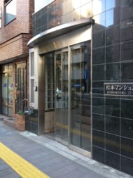 v20230506151909/fresh/building/J00100379272_3