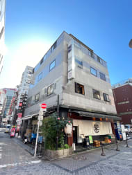 v20240527174055/fresh/building/J00100365349_1