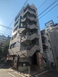 v20240604174052/fresh/building/J00100365135_7