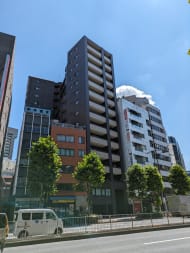 v20240606174059/fresh/building/J00100361356_9