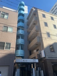v20240621174059/fresh/building/J00100366563_6