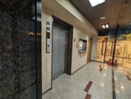 v20240621174059/fresh/building/J00100369060_7