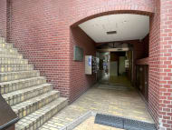 v20240628174055/fresh/building/J00100357244_19