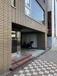 v20240704174103/fresh/building/J00100370380_3