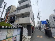 v20240717174128/fresh/building/J00100367327_8