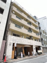 v20240729174115/fresh/building/J00100369842_60