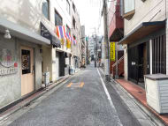 v20240830174107/fresh/building/J00100364273_11