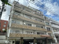 v20240830174107/fresh/building/J00100364900_1