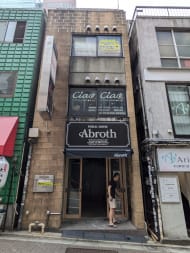 v20240830174107/fresh/building/J00100366888_1