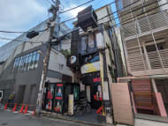 v20240902174054/fresh/building/J00100364296_1