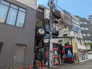 v20240902174055/fresh/building/J00100364296_6