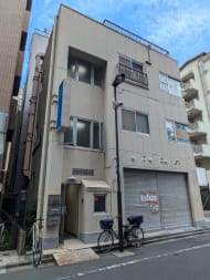 v20240910174102/fresh/building/J00100357658_5