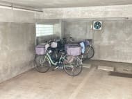 v20240927174107/fresh/building/J00100358310_13